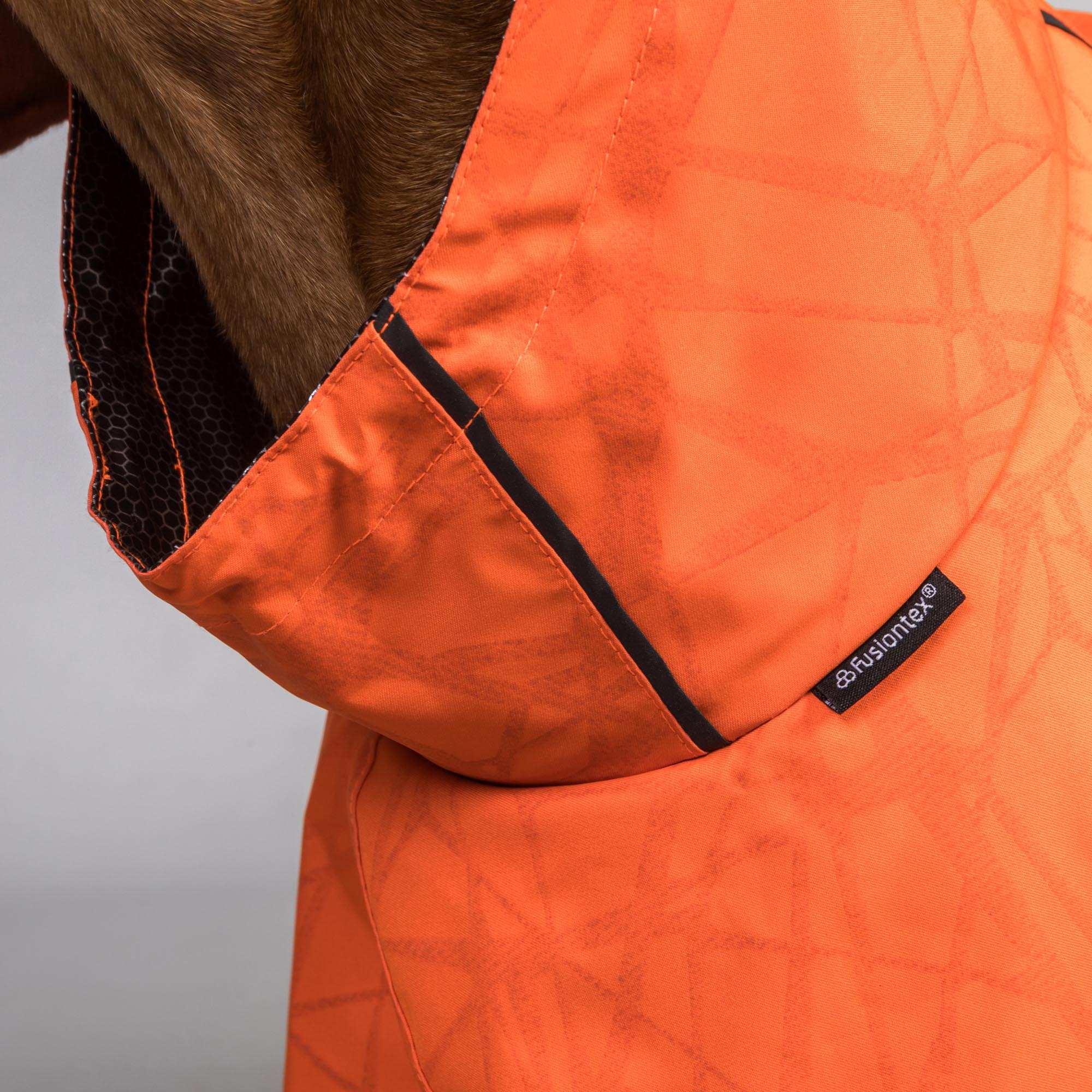 Back on Track BAY Hunde-Regenmantel, Niedriger Rutenansatz