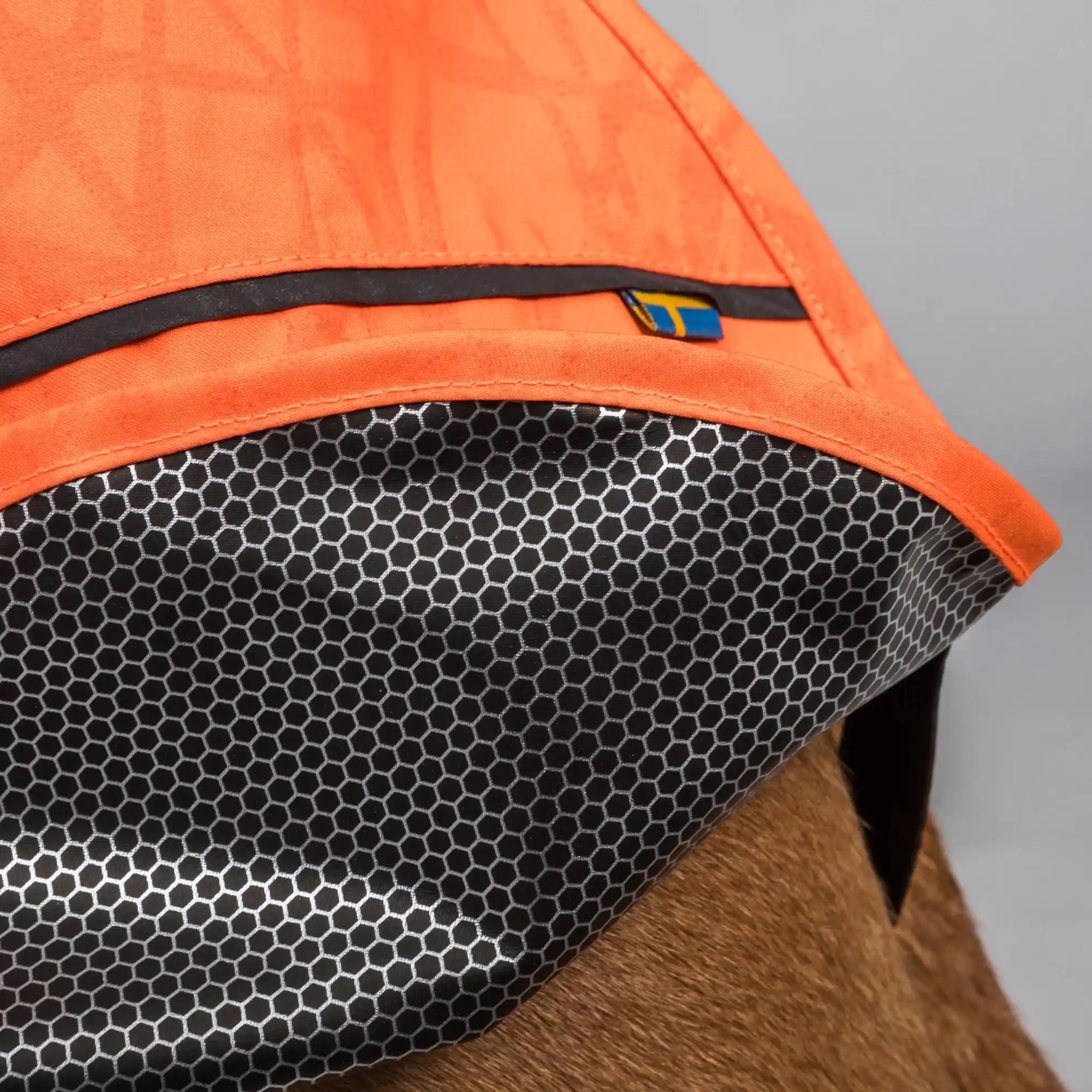 Back on Track BAY Hunde-Regenmantel, Hoher Rutenansatz